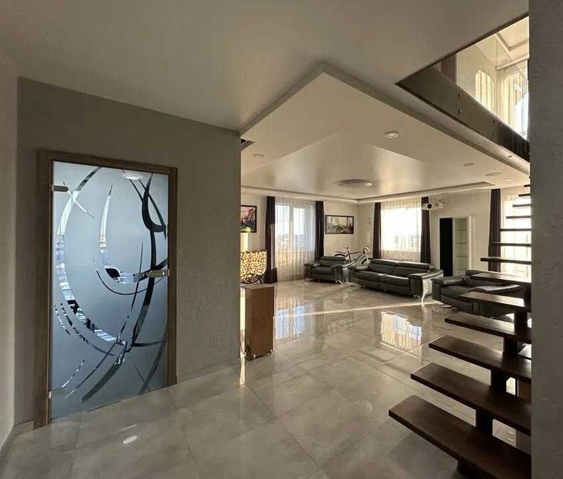Продаж 4к квартири ДВОРІВНЕВА ПРЕМІУМ 165/148/17м² Дж.Вашингтона 349999$