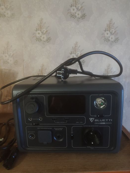 Bluetti EB3A (зарядная станция)