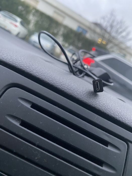 Carregador USB para isqueiro