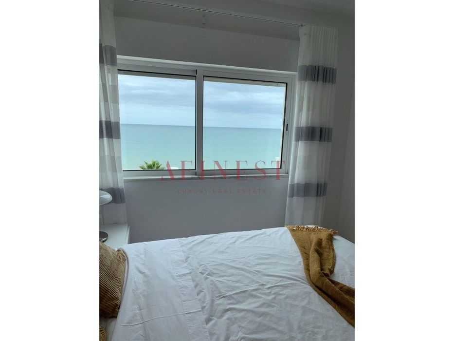 Apartamento T3 Para Arrendamento Em Quarteira | Em Frente À Praia