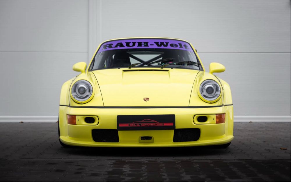 Porsche 911  RWB