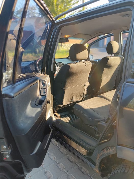 Opel Zafira 2000 Опель Зафіра автомат