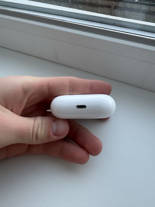 Оригинальные Apple AirPods Pro (1st gen) — Комплект ( Дефект )