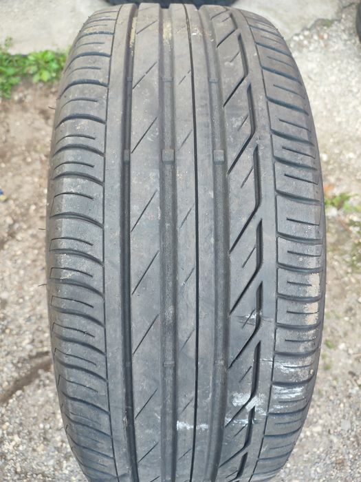 Pojedyncza opona Bridgestone Turanza T001 225/55/17 97W
