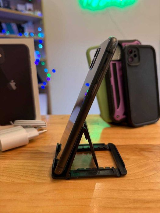 Apple iPhone 11 (64 GB) – BATERIA 100%! STAN DOBRY !