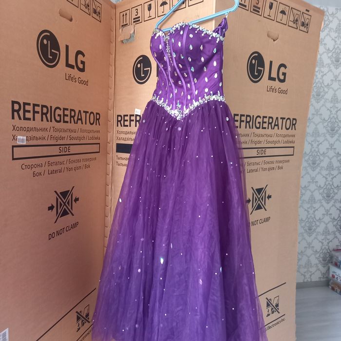 Продам нарядеое платье