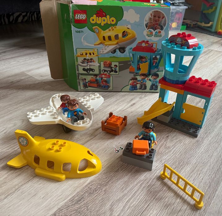 Лего дупло аеропорт 10871
