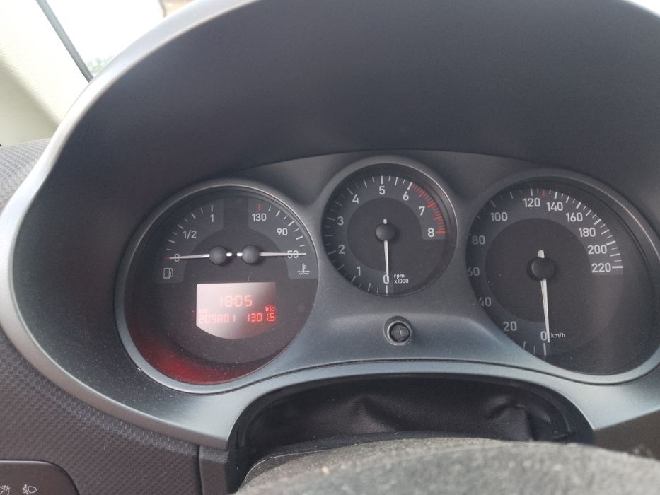 Seat Leon 2 1.6 MPI 102km długie OC