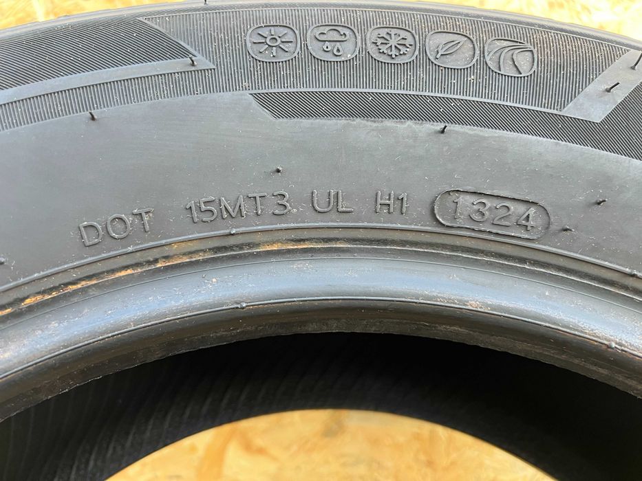 HANKOOK kinergy 4S2 215/65 R16 102V wielosezon para