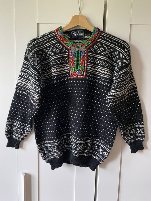 Wełniany tradycyjny norweski sweter folk góralski nordycki z wełny 100