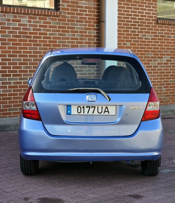 Honda Jazz 1.2 i-DSI 78cv |  AR CONDICIONADO