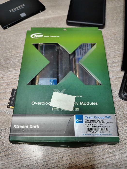 Оперативна пам'ять DDR3 2GB, кілька варіантів.