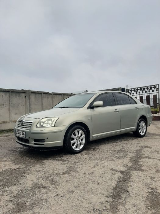 Продається надійний автомлбіль