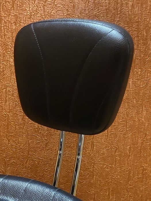 Pearl roadster drum throne. Стул барабанщика
