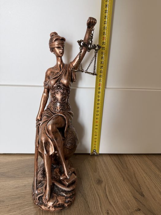 Figurka Temidy, prezent dla prawnika |~33 cm | 2,2 kg