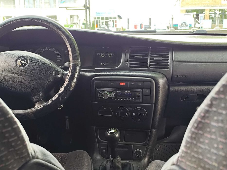 Опель Вектра В 1997