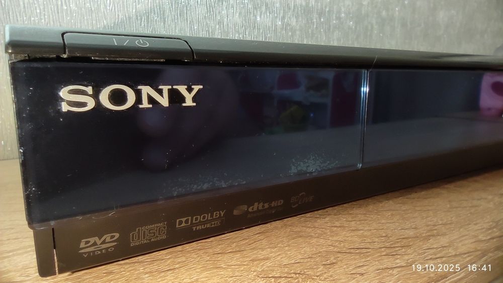 Blu-ray DVD плеер Sony BDP-S550 (Made in Japan)