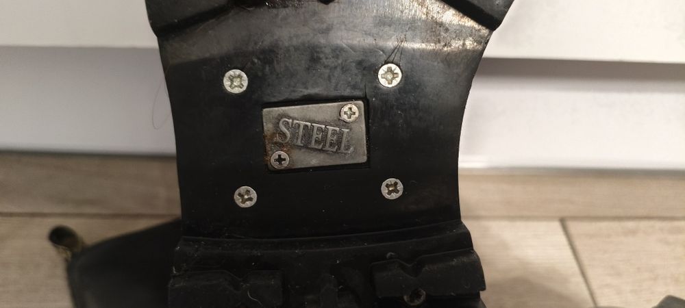 Steel Black glany