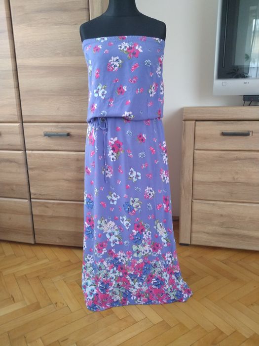 Długa sukienka Next w kwiaty 40