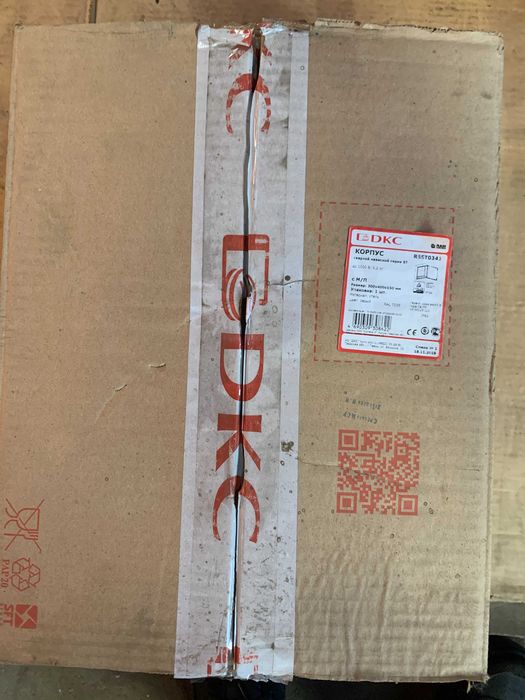 Щит монтажний навісний електричний ДКС 400x300x150 IP66 (R5CT0341)