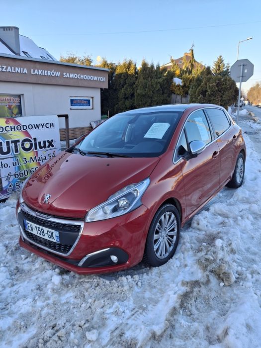 Peugeot 208 1.2 benzyna