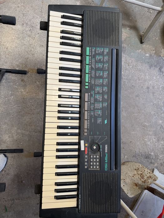 piano yamaha psr-150