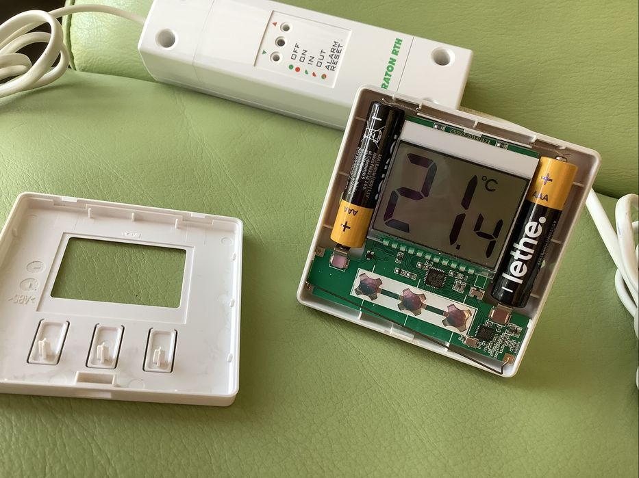 Auraton 200 RTH bezprzewodowy regulator temperatury