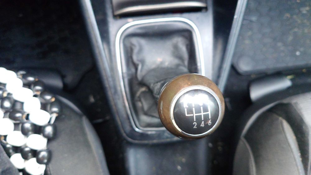 BORA 1.9 TDI 130 km   jak Golf 4 bez wkładu 2 kom. opon alu felgi   6b