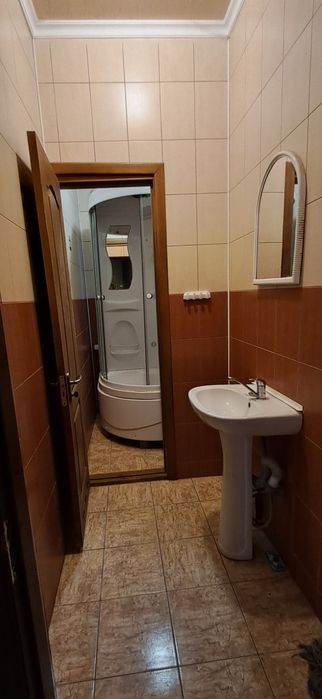 Кімнати в центрі подобово для військових, студентів, туристів