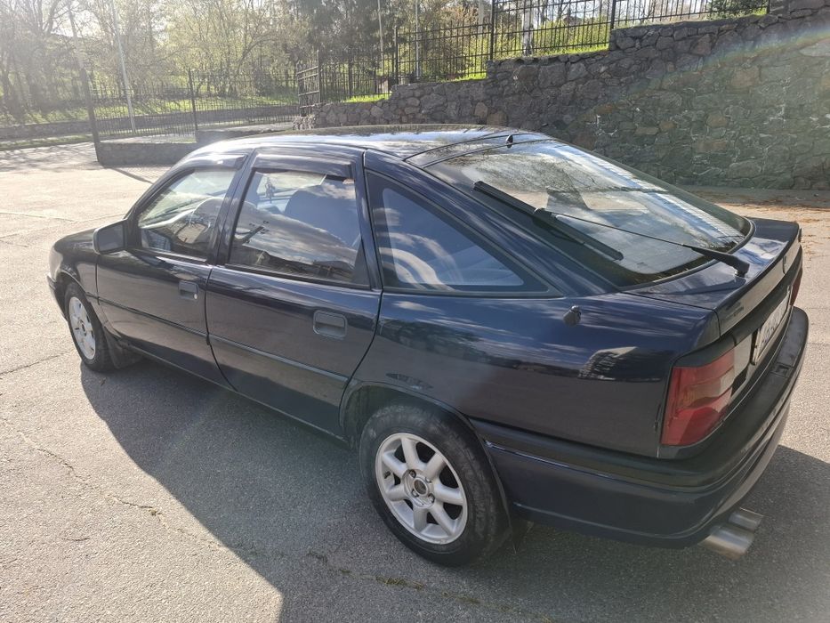 Opel Vectra 1.6 gbo