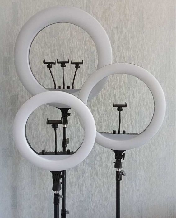 Профессиональный свет! Кольцевая лампа в салон красоты со штативом