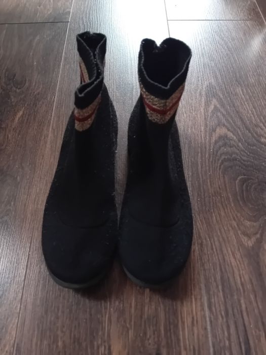 Botki czarne Zara 29