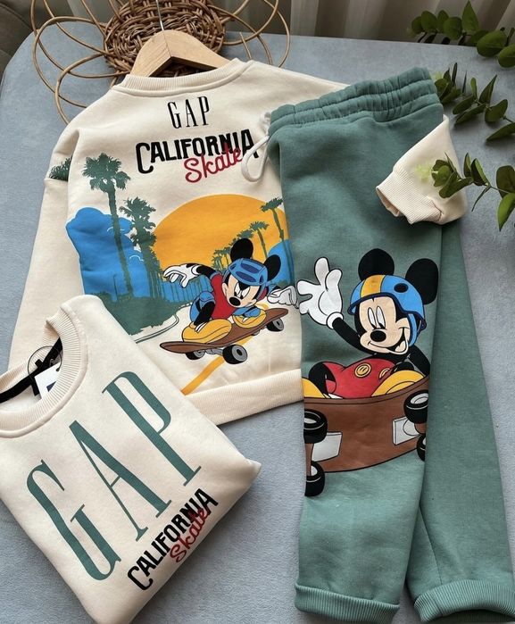 Костюм  спортивний Gap