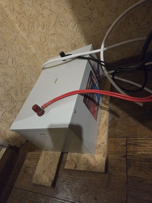 Потужний ІБП + LiFePO4 24V 70Ah  Чиста синусоїда | Резервне живлення будинку