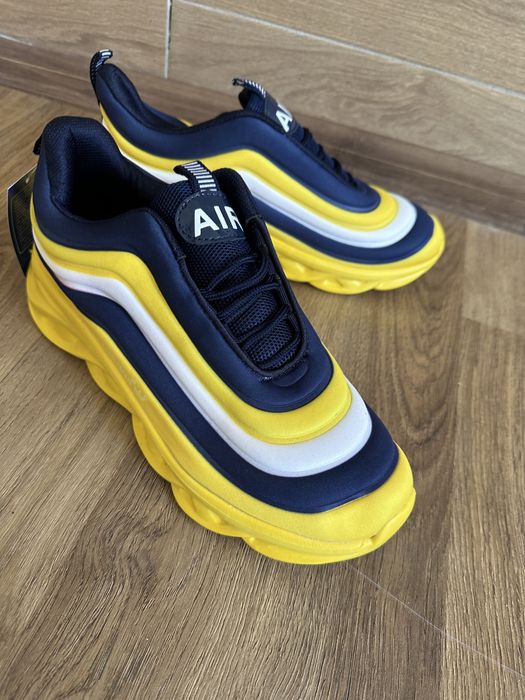 Кросівки Adidas p.43-28 см нові не підійшли
