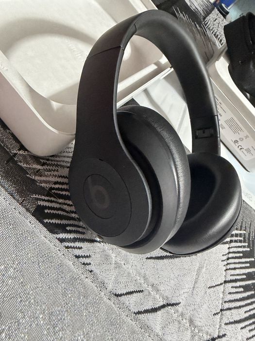 auscultadores Beats Studio Pro
