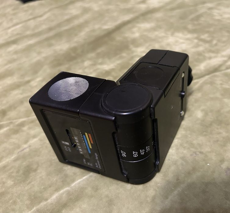 Фотовспышка Minolta и Hanimex