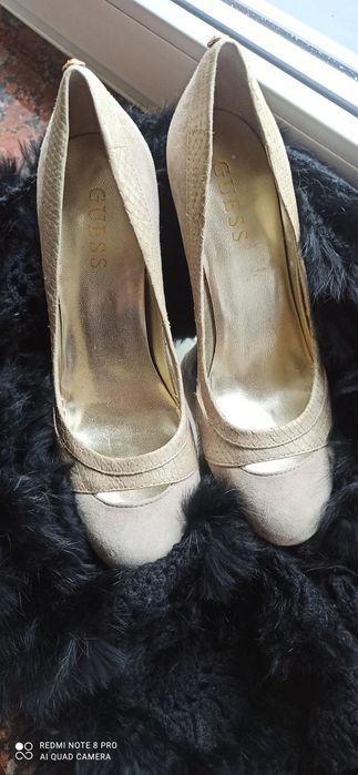 Szpilki Guess 36