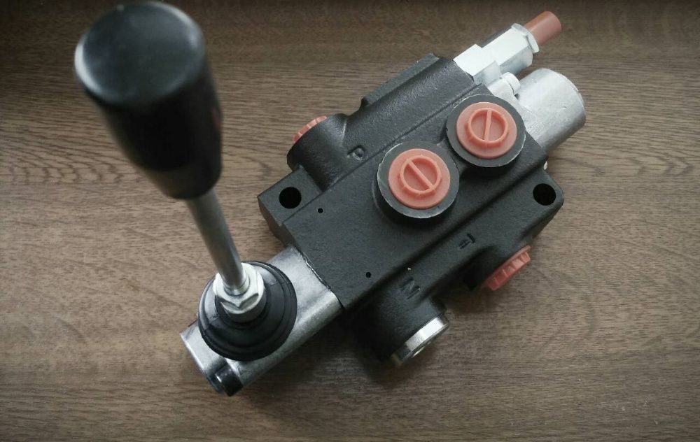 Гідророзподільник гідравлічний гидрораспределитель одно секційний