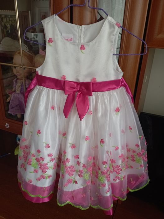 Плаття ошатне пишне 5-6р 110-116р