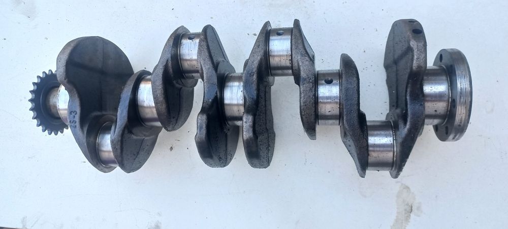 Колінвал f9k Renault Trafic opel vivaro Nissan primastar 1.9 dci