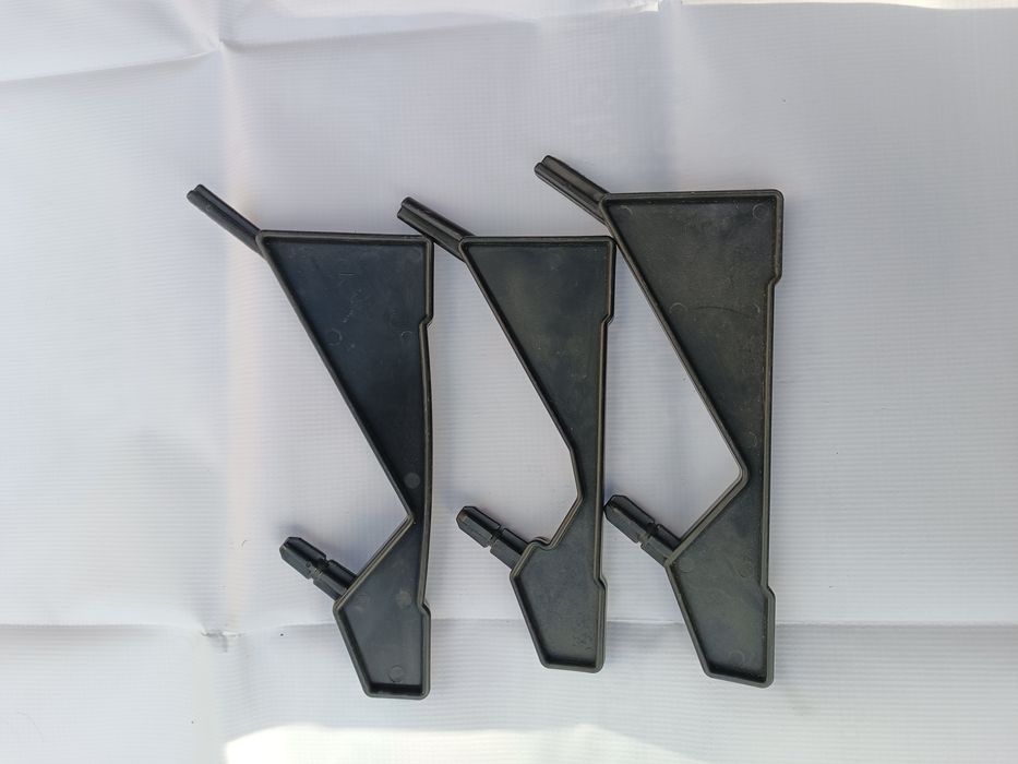 Podpory, podstawy do głośników kolumn Auna