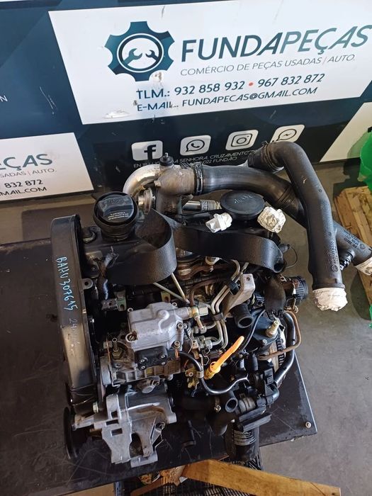 Motor Audi A4 1.9TDi 90Cv Ref: AHU