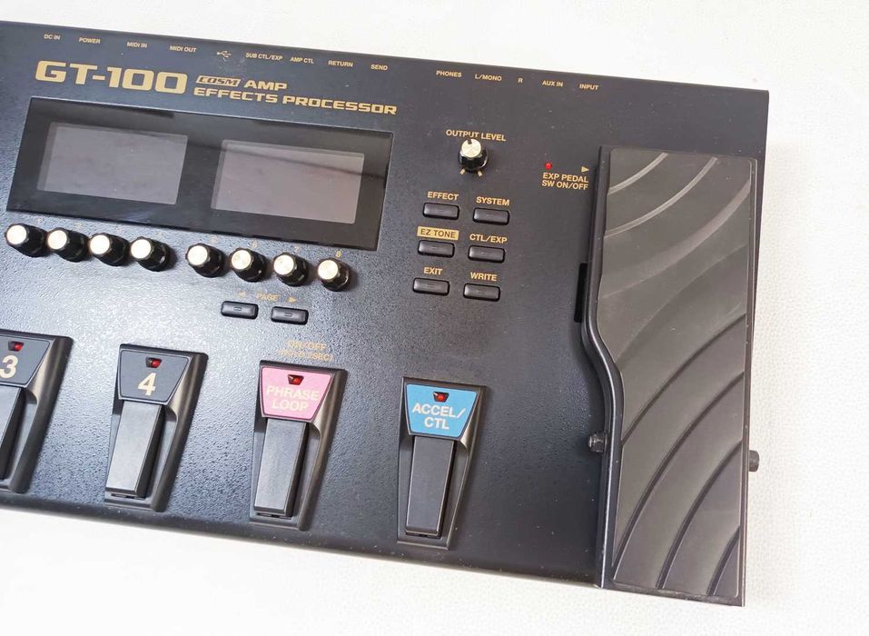 Pedaleira Boss GT-100