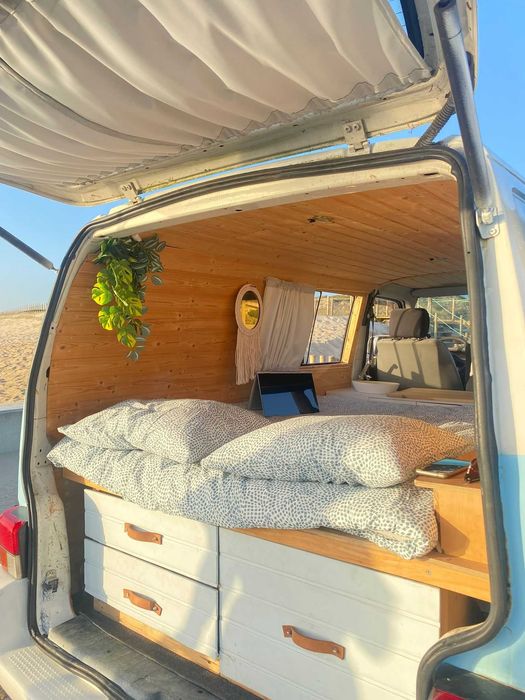 Volkswagen transformada em caravana LER DETALHES