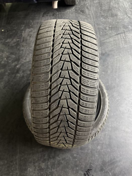 Vendo 4 pneus Hankook - 295 35 R21 e  265 40 R21