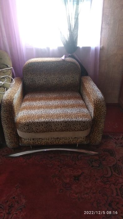 Продам кресло б/у
