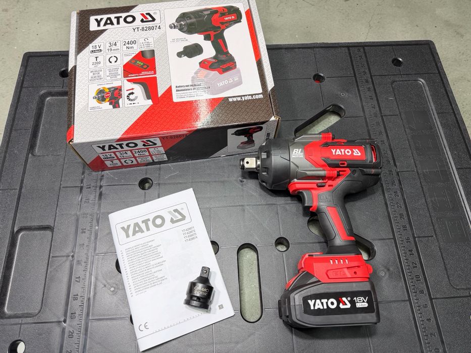 Ударный гайковерт 2400 Нм YATO YT-828074 - 3/4 дюйма (без АКБ и ЗУ) + переходник на 1/2