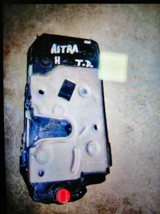 Fecho porta trás esquerda