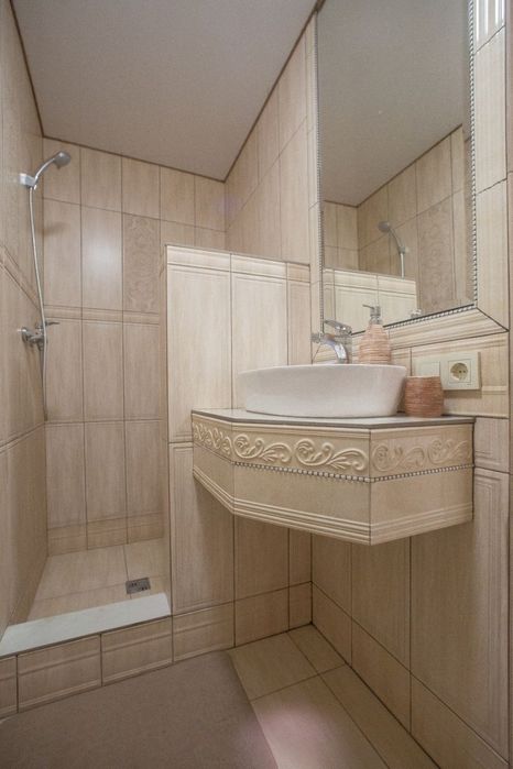 Двох кімнатна квартира у центрі  старого міста біля Ратуші.